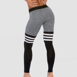 Sexy Bombshell Sporstwear Mid Rise Leggings